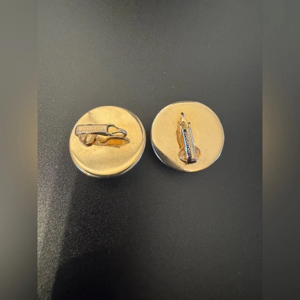 Vintage Sarah Coventry White Lucite Clip On Earrings Gold Tone 1970s - EUC